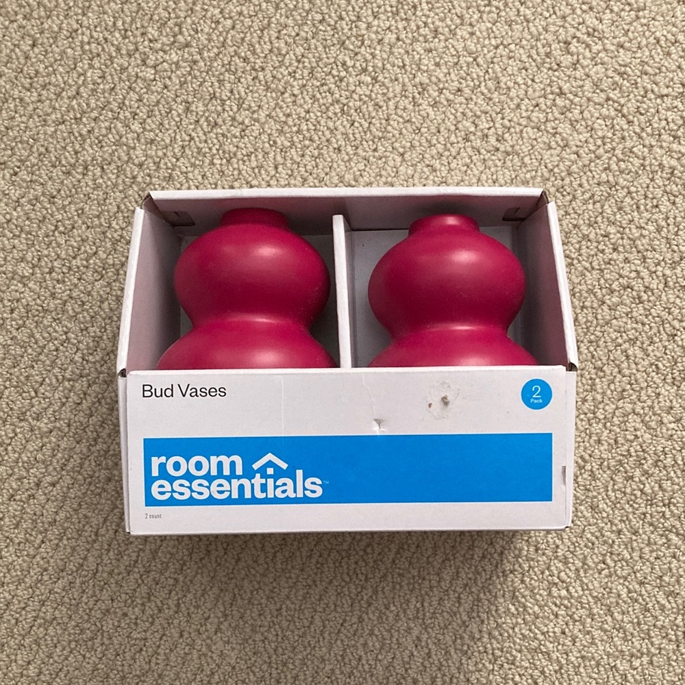 NEW Target Room Essentials Dark Pink Red Bud Vases Home Decor Curved 6” Tall NIB